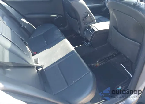 2008 Mercedes-Benz C 300 Luxury/Sport z USA, uszkodzony, nr VIN WDDGF54X58F099706